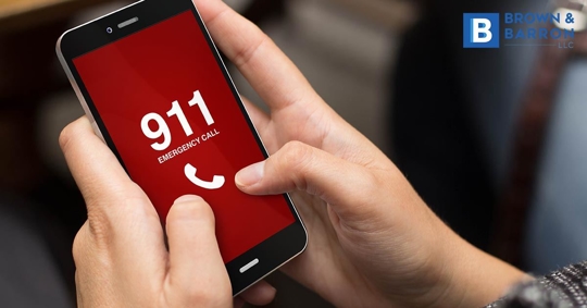 Dialing 911 on a cell phone